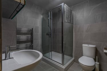 5 bed house, Miskin Street, Cathays, Cardiff, CF244AS - Image 8